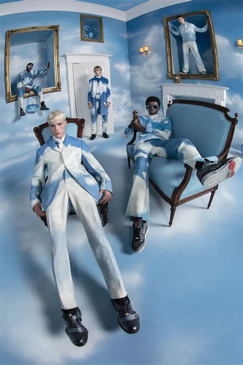 tim walker louis vuitton|Louis Vuitton SS20 Tim Walker .